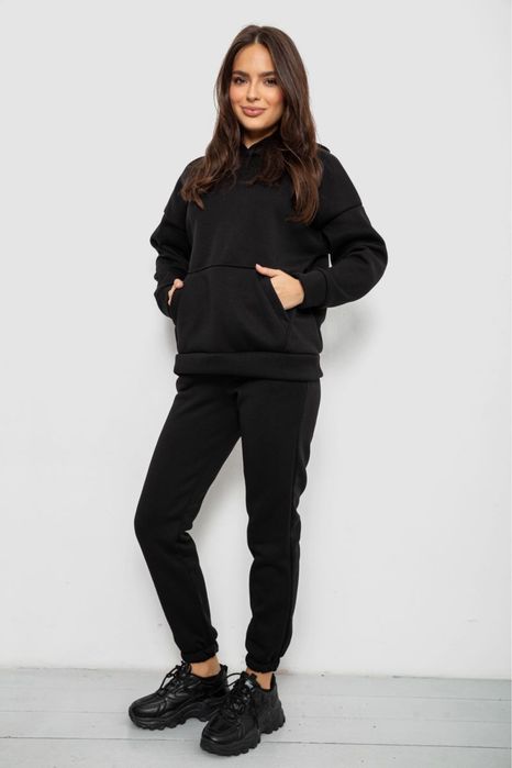 Жіночий спортивний костюм на флісі — тепло та комфорт