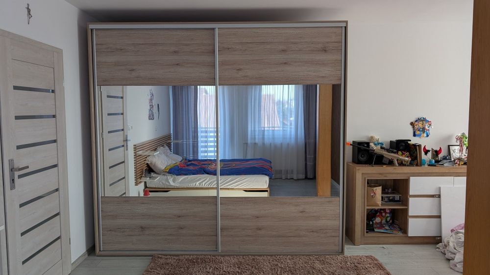 Szafa, Garderoba - wys. 2.40 , dł. 2.62, gł. 66.5