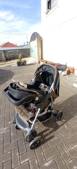 Carrinho de Bebe com cadeira