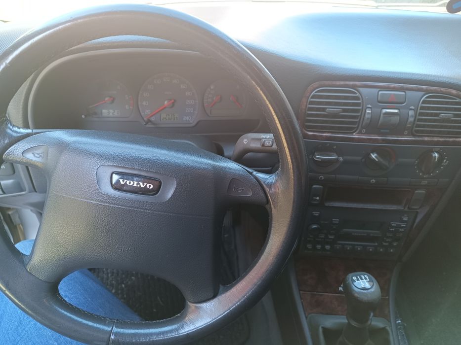Vendo Volvo v40 particular — photo 2