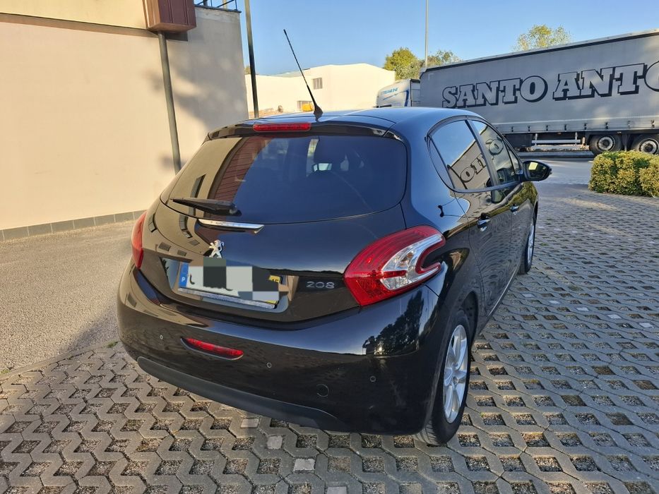 Peugeot 208 1.4 hdi