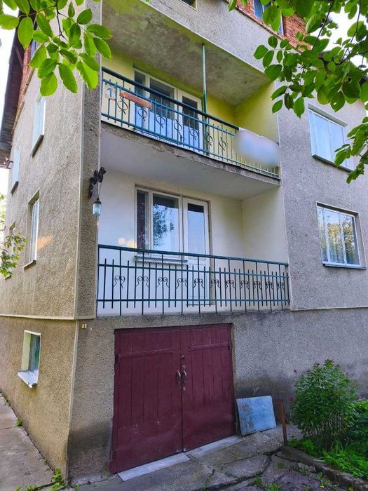 Продаж 3поверхового будинку в с.Нижнів , Івано-Франківська обл