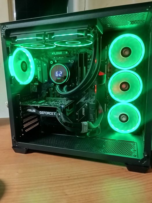 pc gaming - ryzen 7 5800X - RTX 5070