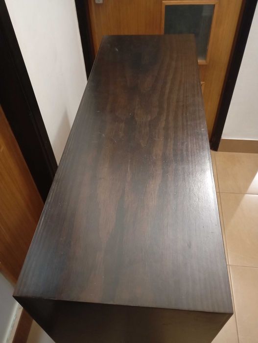 Consola de entrada em madeira – 50 €