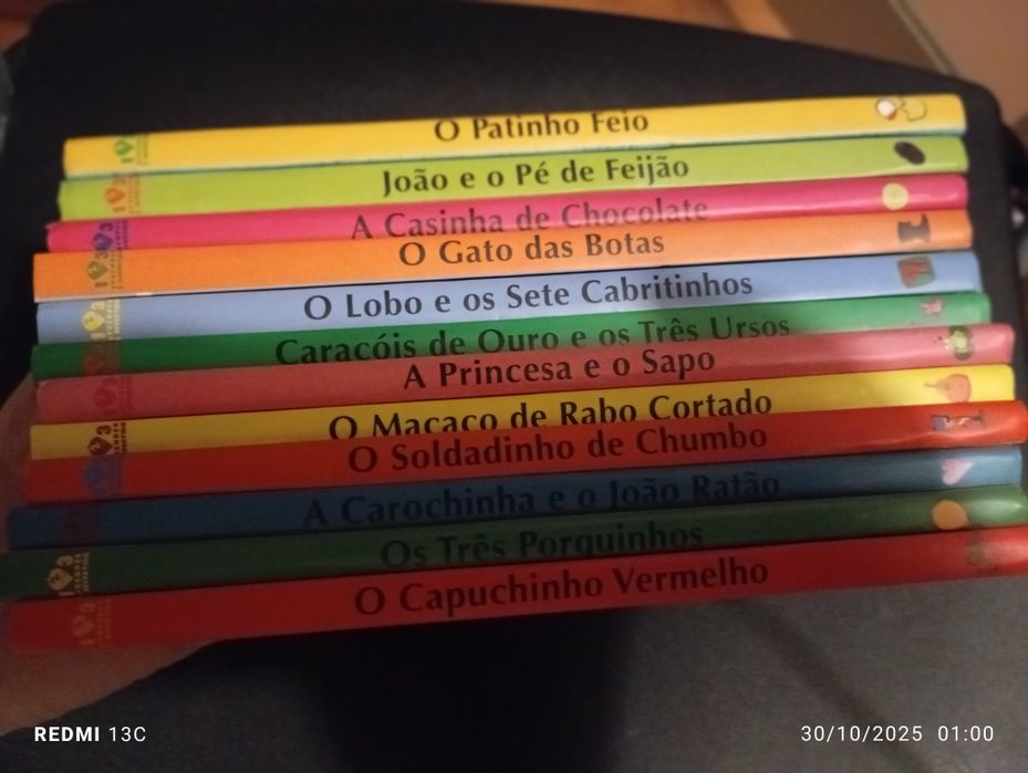 Livros de contos infantis com CD