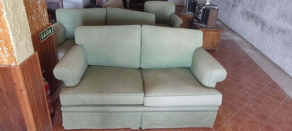 Sofá, conjunto de 2 sofá e um poltrona