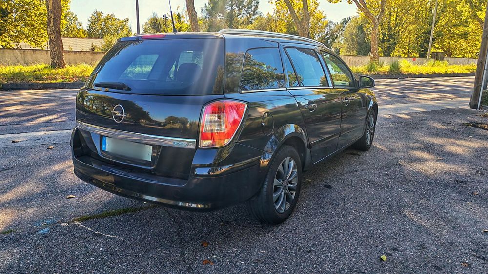 Opel Astra 1.7 CDTi Cosmo Final Edition - Full extras