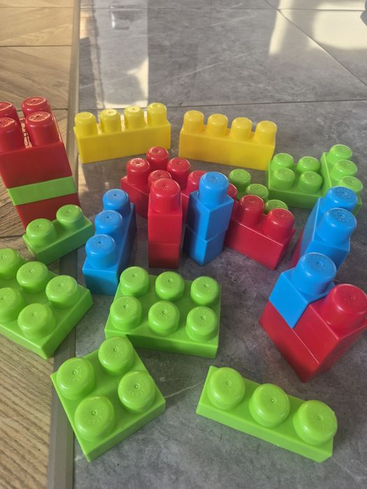 Klocki plastikowe duże