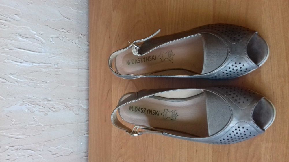 Buty letnie damskie roz 38