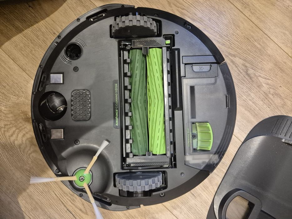 iRobot roomba i3+