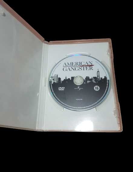 GANGSTER AMERICANO (Ridley Scott com Denzel Washington/Russell Crowe)