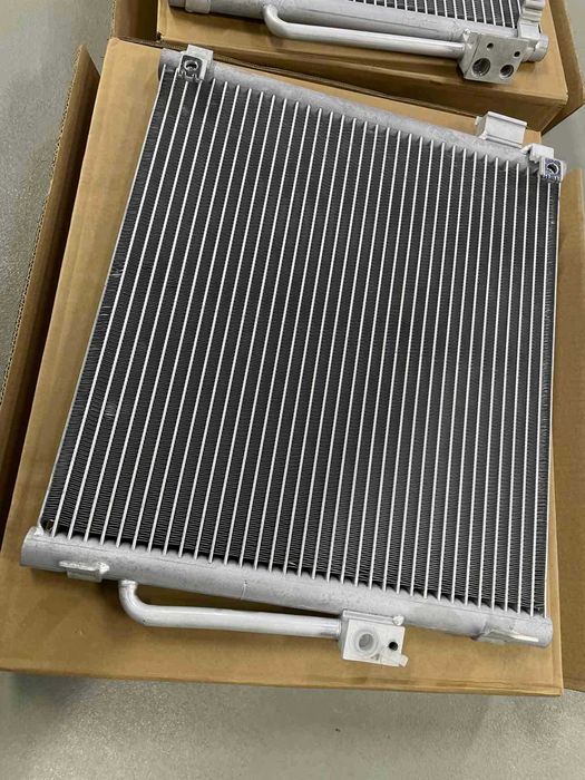 радиатор Tesla model S конденсер TMS