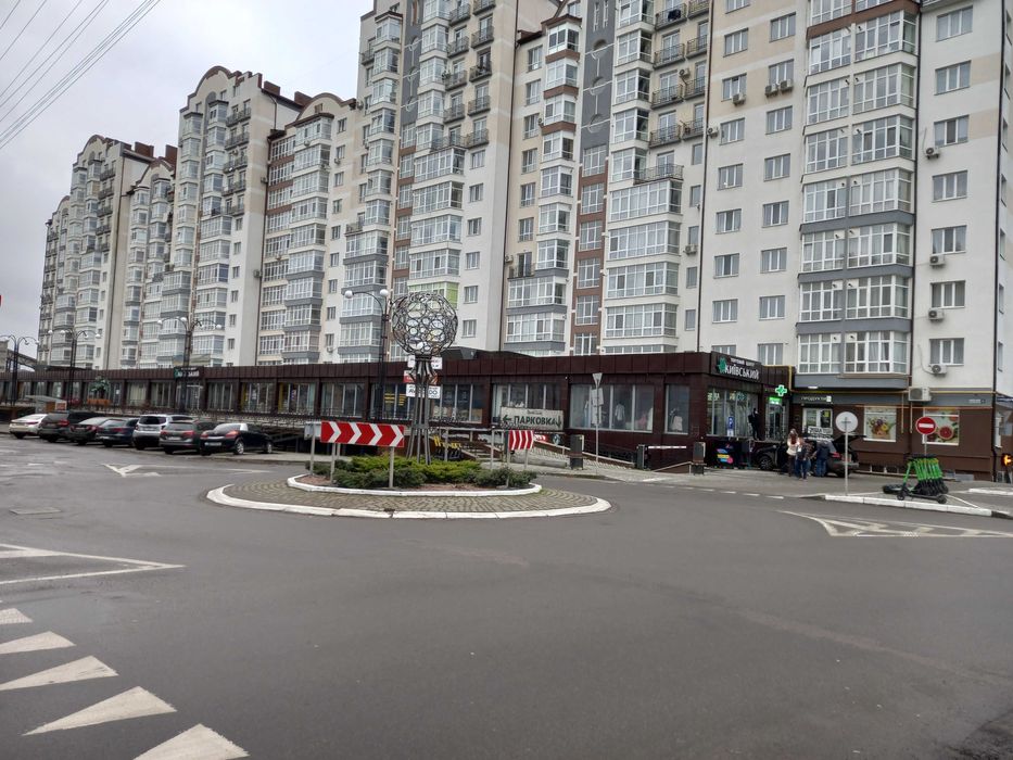 Продається 3к.Квартира у зданій новобудові.Центр.Височана