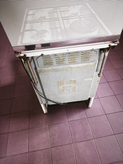 Forno com fogão de 4 bocas