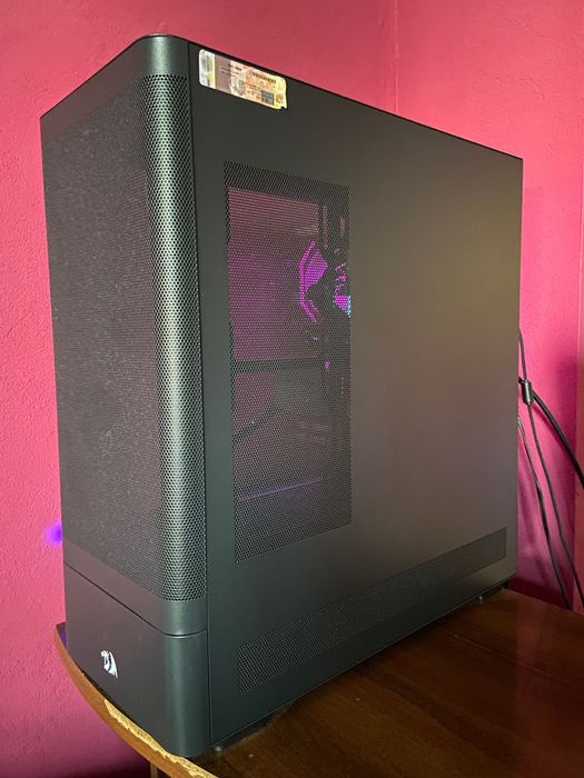 Komputer stacjonarny gamingowy