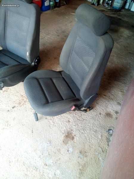 Bancos de Carrinha  Audi
