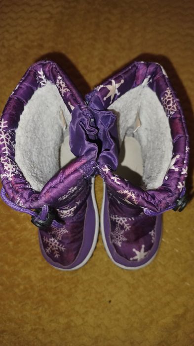 Buty śniegowce rozmiar 24