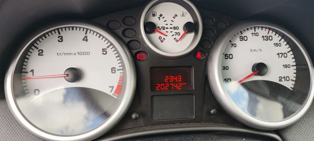 Peugeot 207 1.4 95cv gasolina