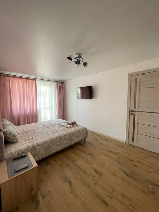 Дендропарк, ст.Автовокзал, обл.больница, Центр 1, 2 комн. кв