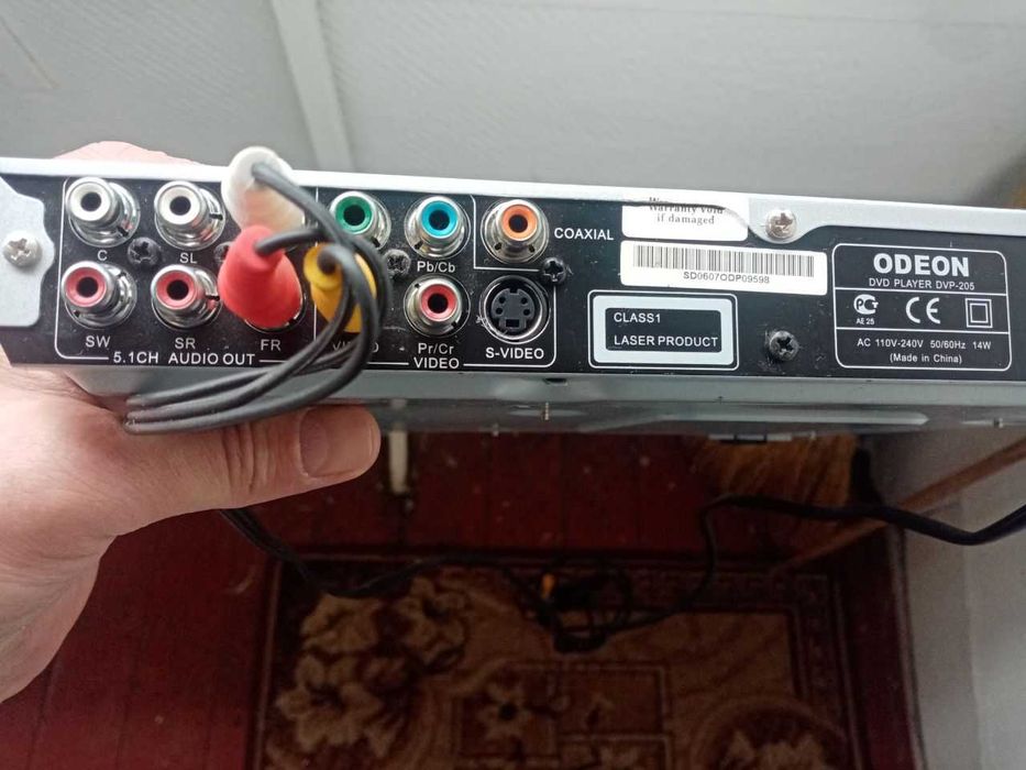 Продам двд плеер