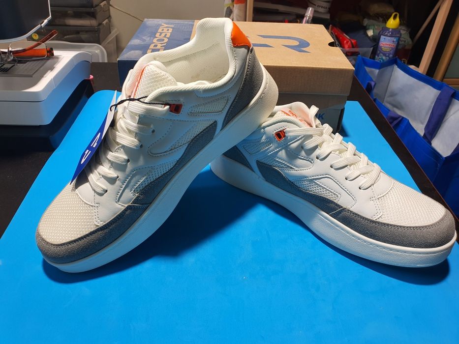 Кросівки Crosby 43 розмір Шотландія