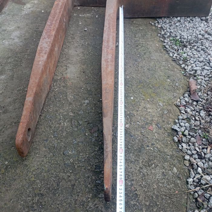 Вила на погрузчик. Лапы на карту.