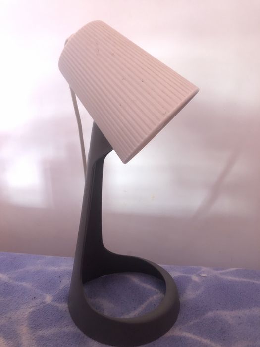 Candeeiro para mesa de cabeçeira