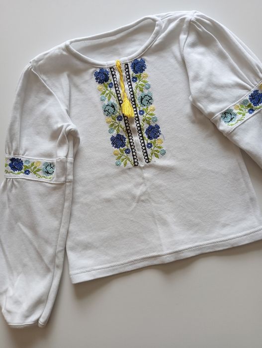 Вишиванка на дівчинку 116-122 розмір