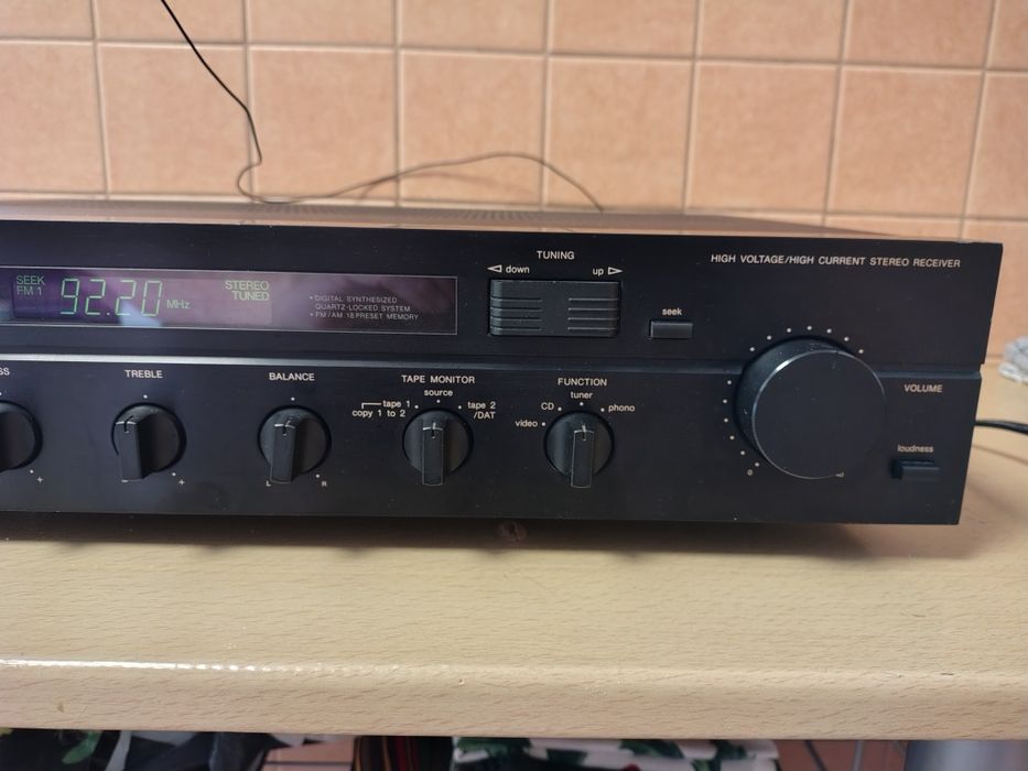 Amplituner Harman Kardon HK 440 i