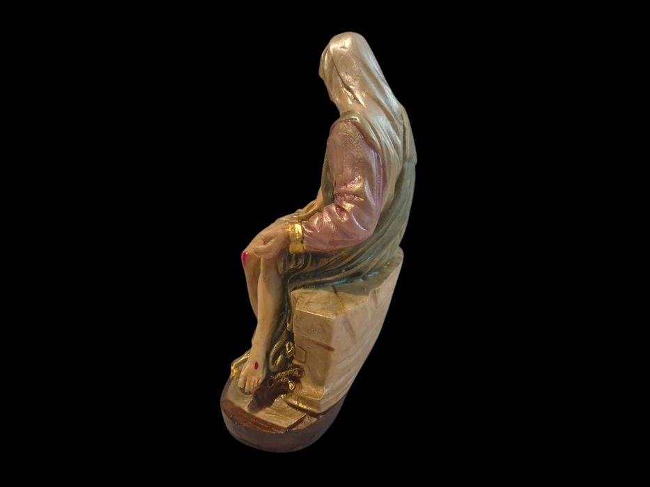 Pieta em Marfinite (2kg) c/ 22 cm de altura