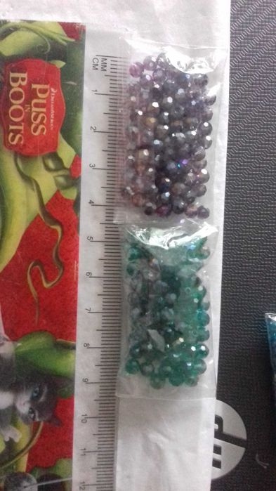 Намистини хрустальні 4мм