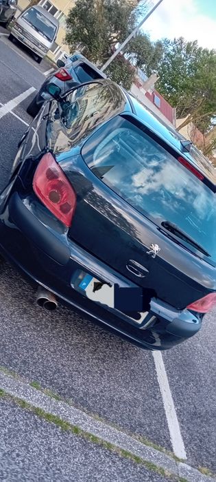 Peugeot 307 2.0 em bom estado geral