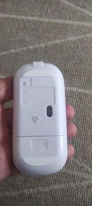 Rato wireless com bateria recarregável e cabo
