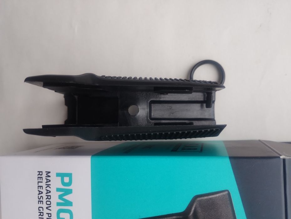 (1825грн) Чорна рукоятка для ПМ Fab Defense PMG під праву руку