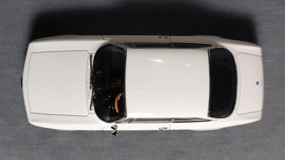 Модель 1/43 Alfa Romeo 1750 GT Veloce (Autoart)