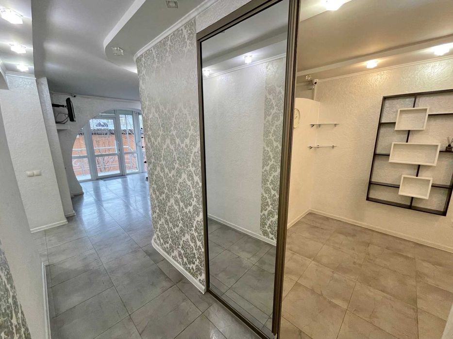 Фото реальн. н/ф 56м2 1пов.(є підвал) Теремки-2 ЖК Ліко-Град 1