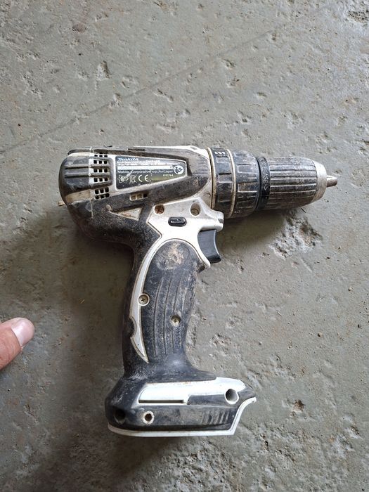Wkrętarka makita DHP456