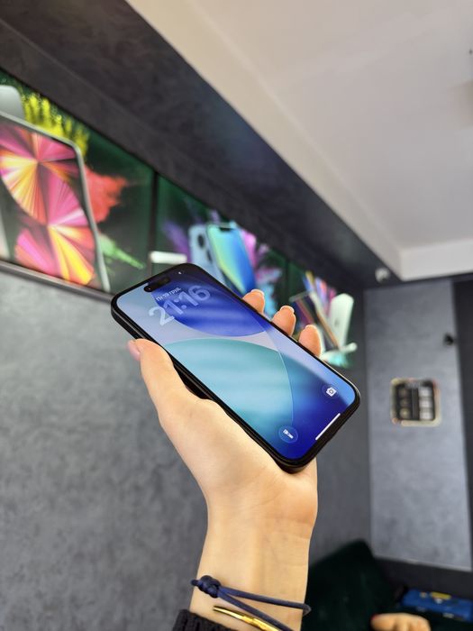 Used IPHONE 16 256 Black Neverlock Костюшка,5 igrand