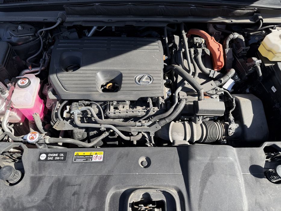 Продаж LEXUS RX 350h AWD