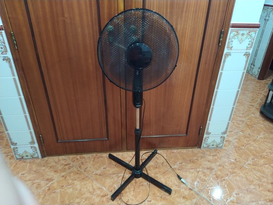 Ventoinha ventilador de pé alto ar condicionado casa quarto apartamento vivenda escritório gabinete carro cozinha.