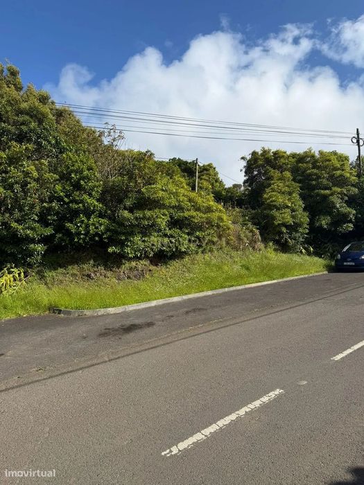 Oportunidade Única em Santa Cruz da Graciosa por 25.000€