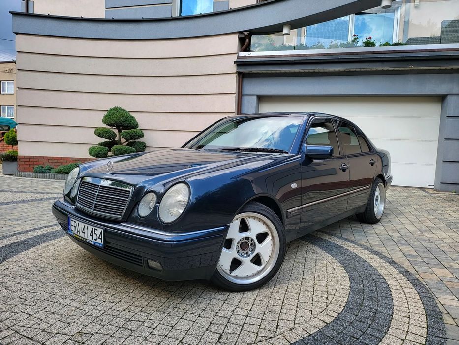 Mercedes-Benz Klasa E