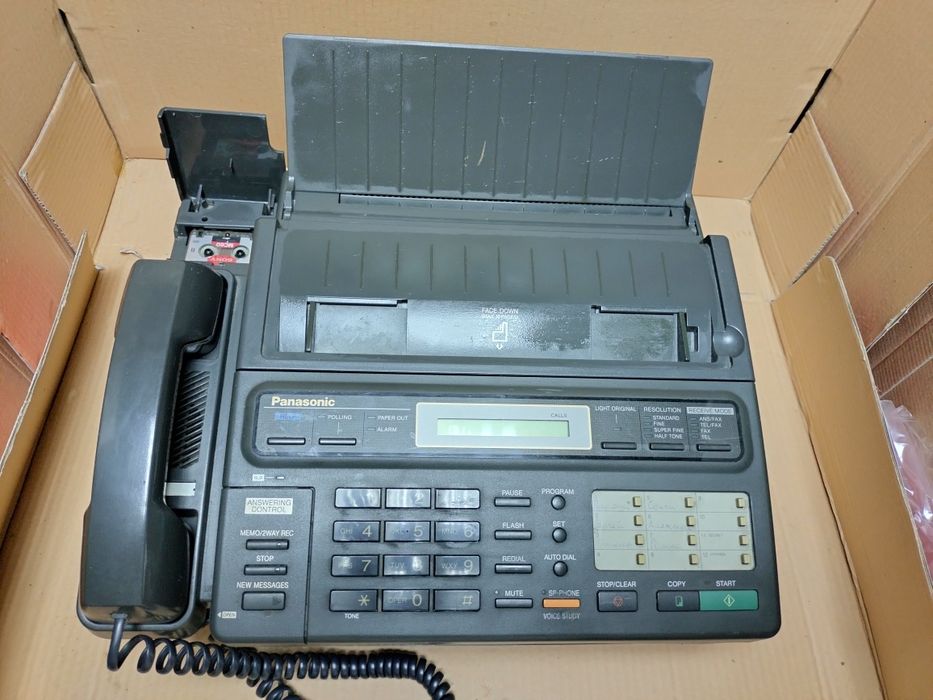 Телефон, автовідповідач, факс