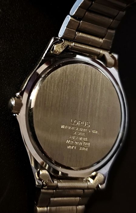 Relógio Lorus,entrego em mão Lisboa ou envio á cobrança