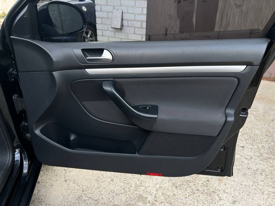 Продам Volkswagen Golf 6