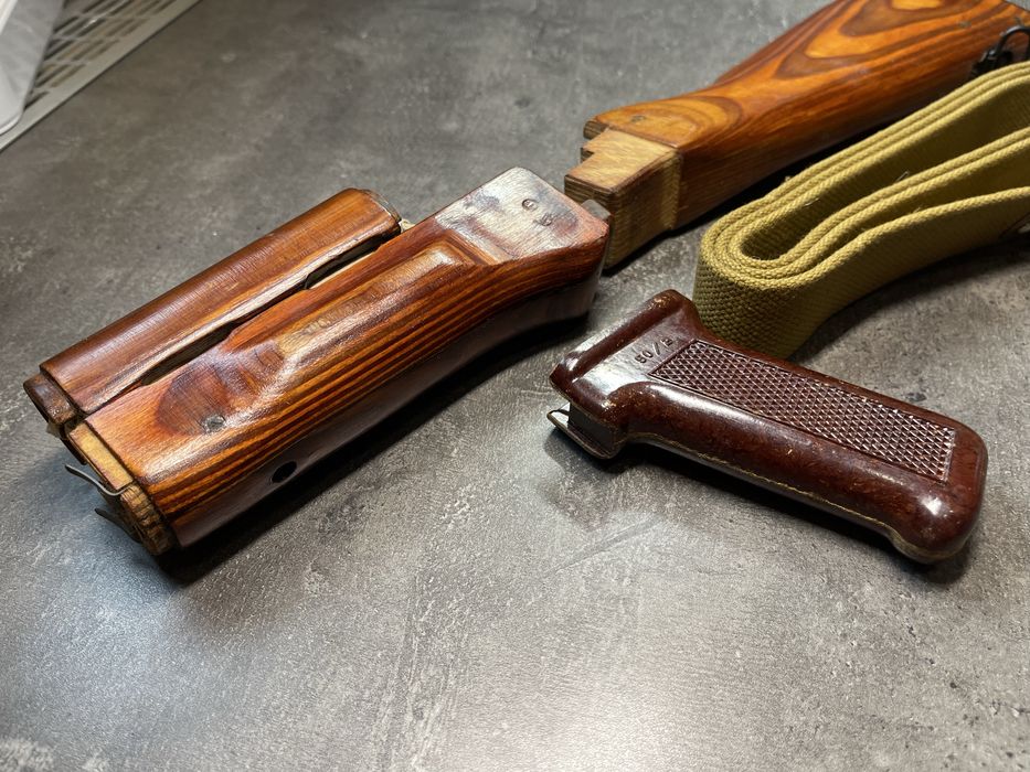 Деревʼяний обвіс АК-47 АКМ АК-74 приклад цівка руківʼя ремінь накладка