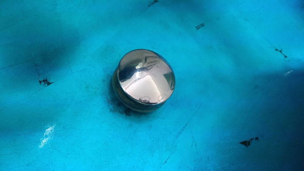 Умивальник Kraus + змішувач водоспад блакитний перламутр