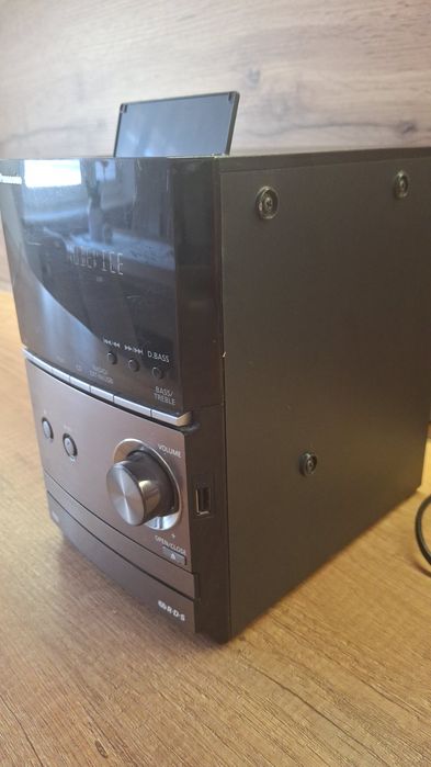 Wieża panasonic bez głośnikķw