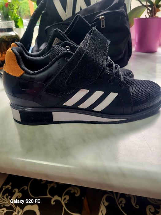 Buty dźwigania na silownie jak nowe 41