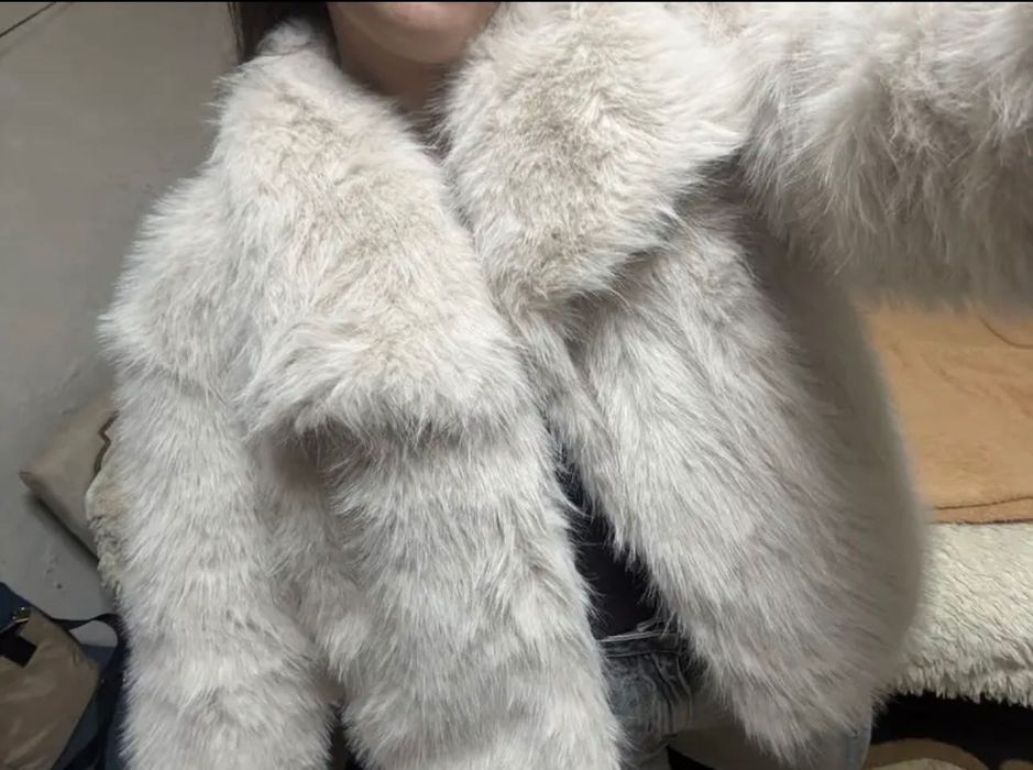 Шуба з еко хутра в стилі zara